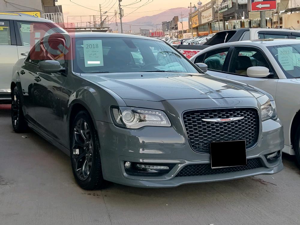 کرایسلەر 300